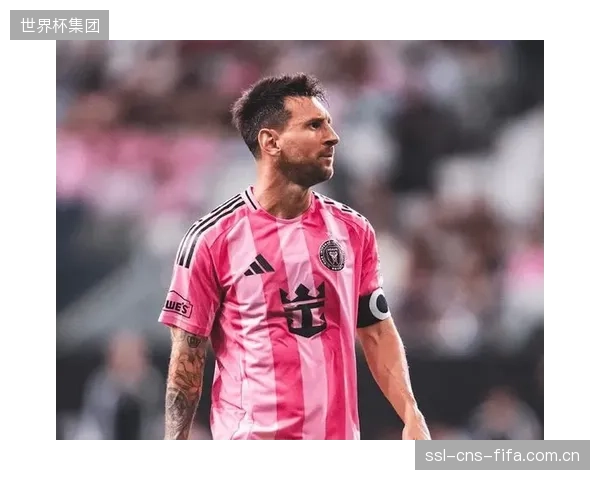 梅西腿筋不适恢复进程乐观,阿根廷队医团队计划通过逐步增加训练负荷的方式助其调整状态。 梅西腿筋不适恢复进程乐观,阿根廷队医团队计划通过逐步增加训练负荷的方式助其调整状态。